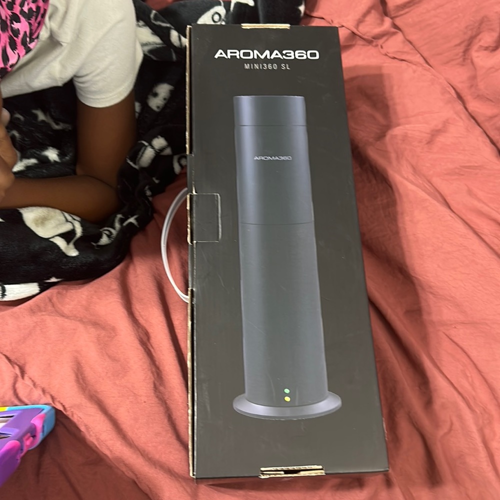 Aroma 360 mini diffuser with oils